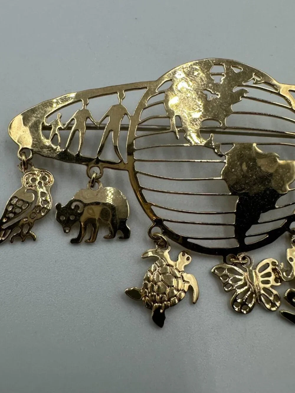 Vintage Wild Bryde Earth Brooch Gold Tone Animal Dangle Elephant Owl Turtle